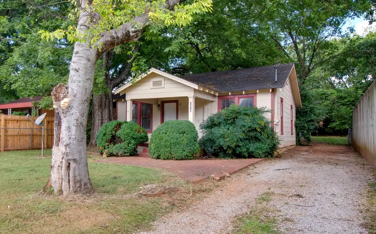 Small Cottage Pic